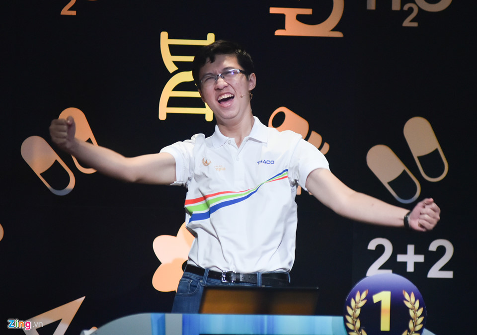 Phan Đăng Nhật Minh trở thành quán quân Olympia năm 2017
